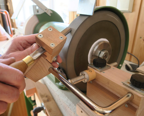 Drechselwerkzeug: Schleifen – Schärfen – Führen