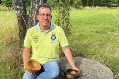 Reinhard Hammelbeck – Holz als Wegbegleiter