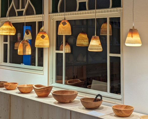 MAXLUZI – Lichtbringer aus Holz